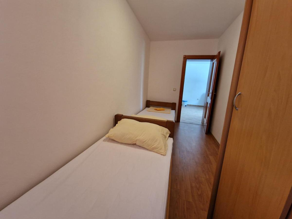 Apartments Lacic 3 ツリクヴェニツァ エクステリア 写真