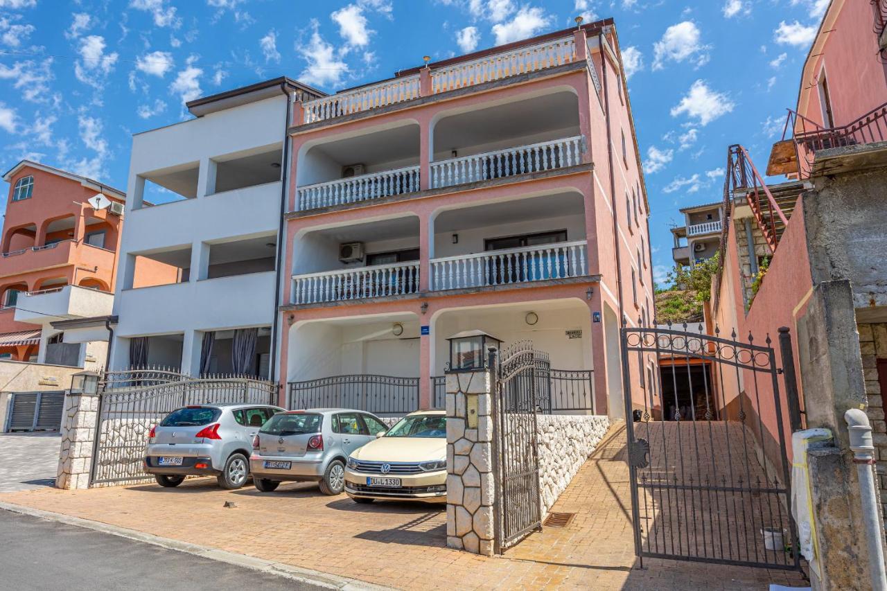 Apartments Lacic 3 ツリクヴェニツァ エクステリア 写真